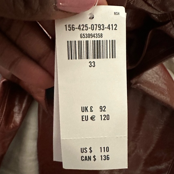 NWT Abercrombie Curve Love Patent Leather 90s Straight Pants Size 33 - Picture 6 of 7